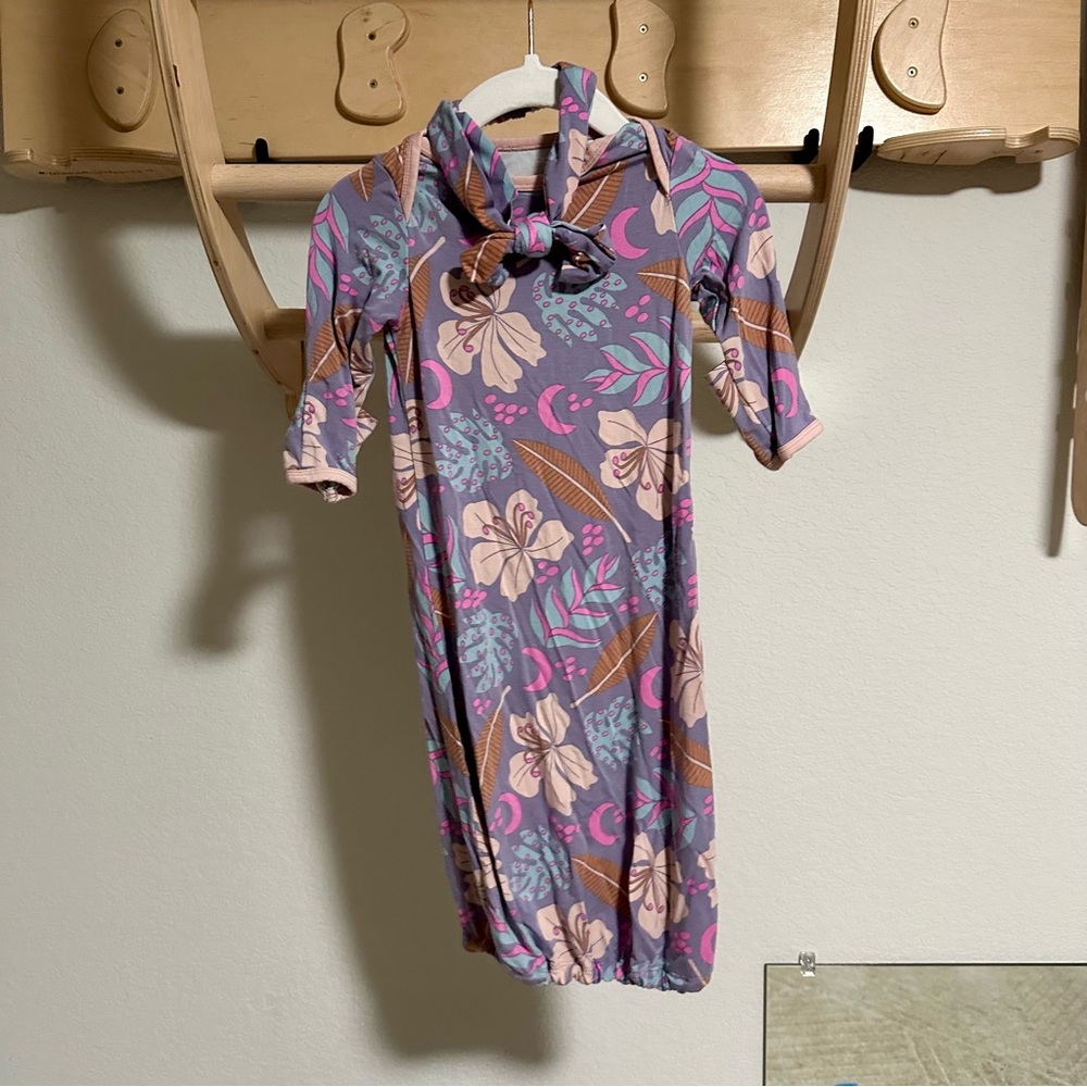 Cocomoon Layette with matching bow